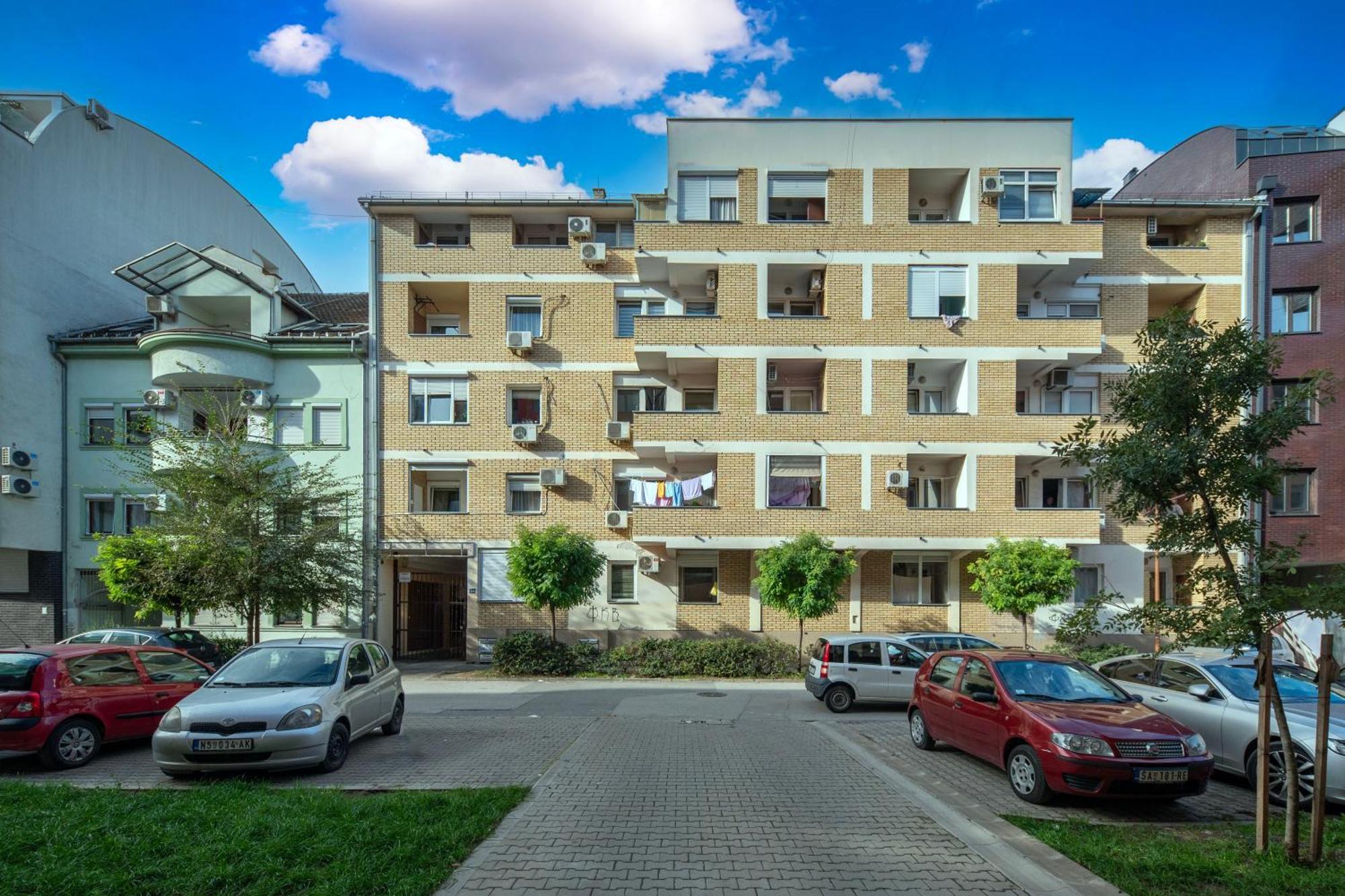Wicker Park Apartment Нови-Сад Экстерьер фото